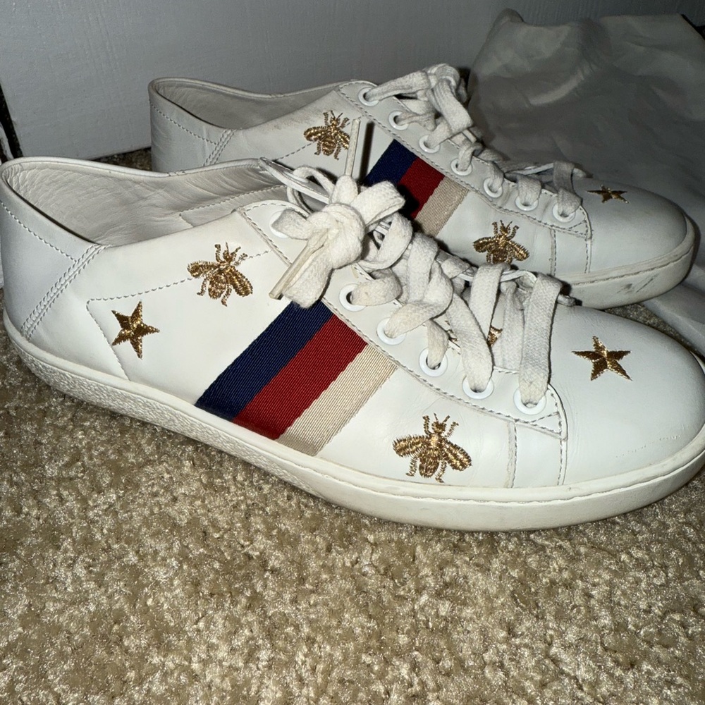 Gucci White Sneakers with Gold Embroidery